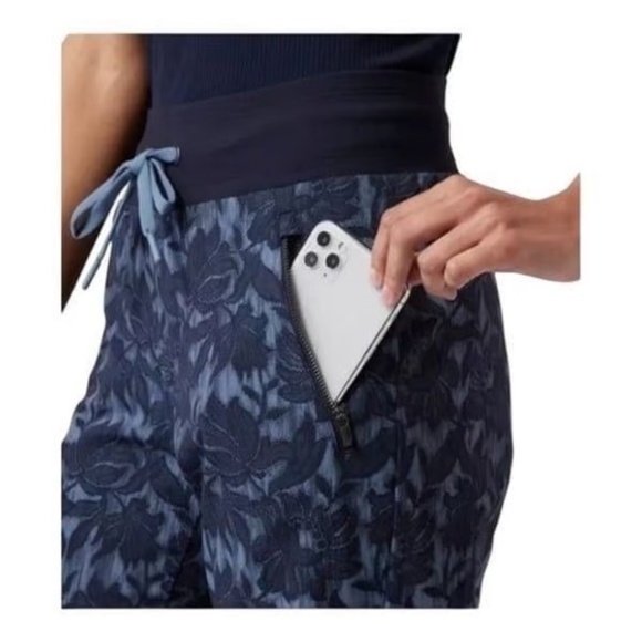 Athleta Trekkie North Jogger - EUC - Picture 3 of 10